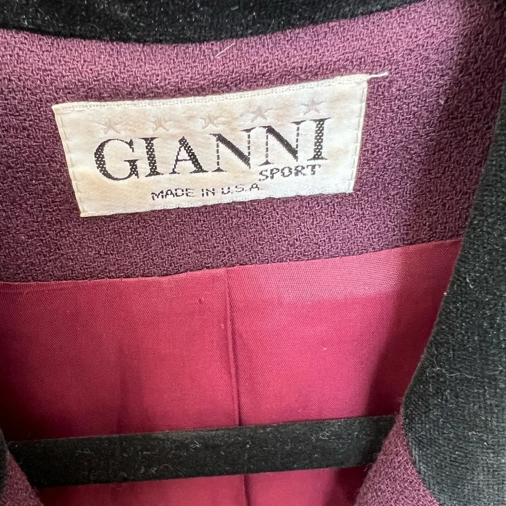 Vintage Gianni Sport Wool Blazer with Black Velvet Accents  (Size 10) Burgundy - Picture 4 of 9